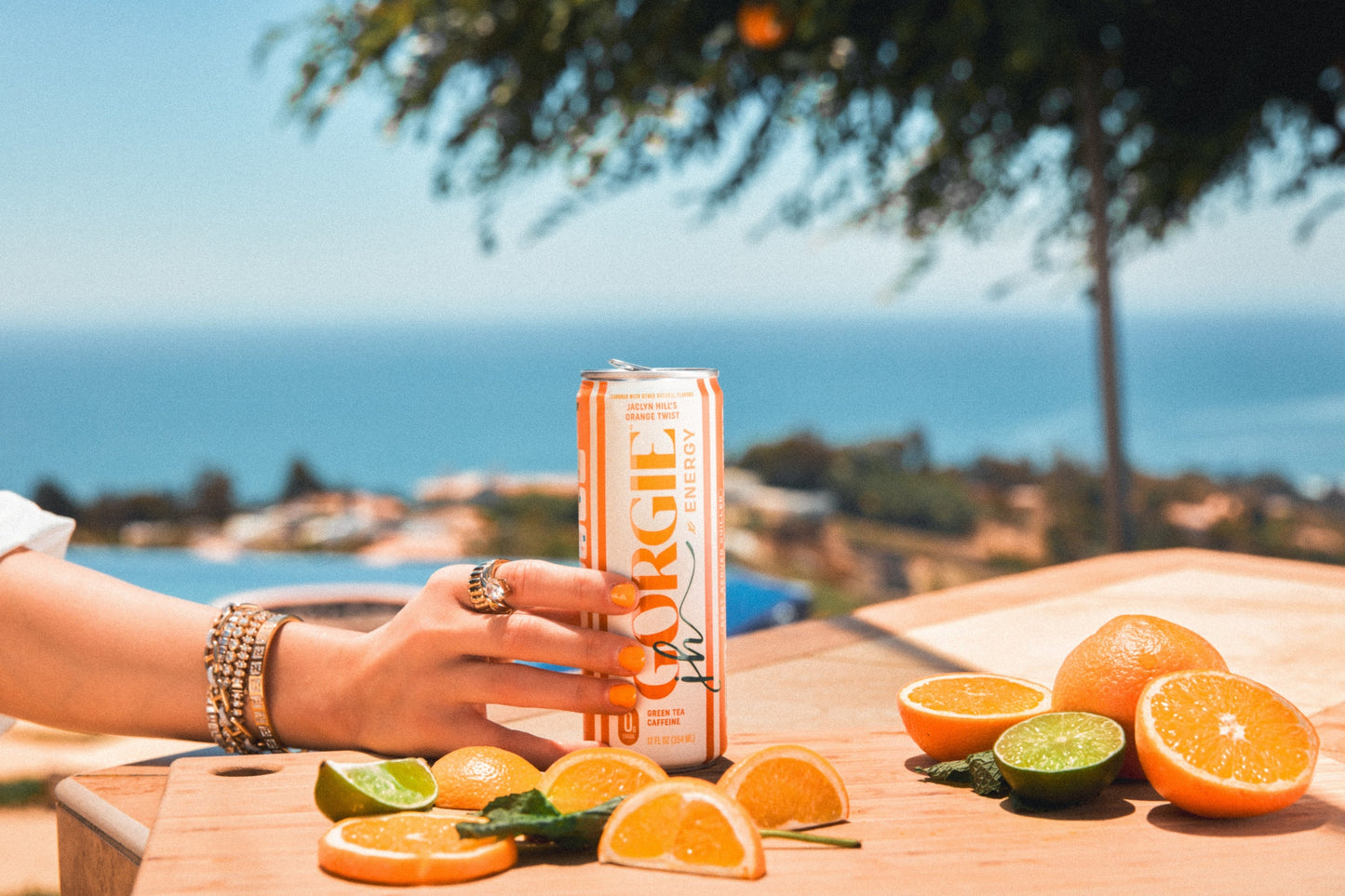 Jaclyn Hill's Orange Twist